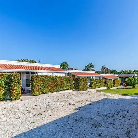 Luxury Premium-4 By Interhome * Pula