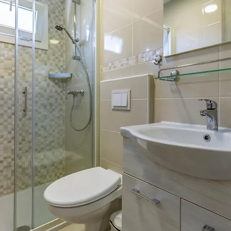 Semesterbostad Mobile Luxury Premium-4 By Interhome Pula